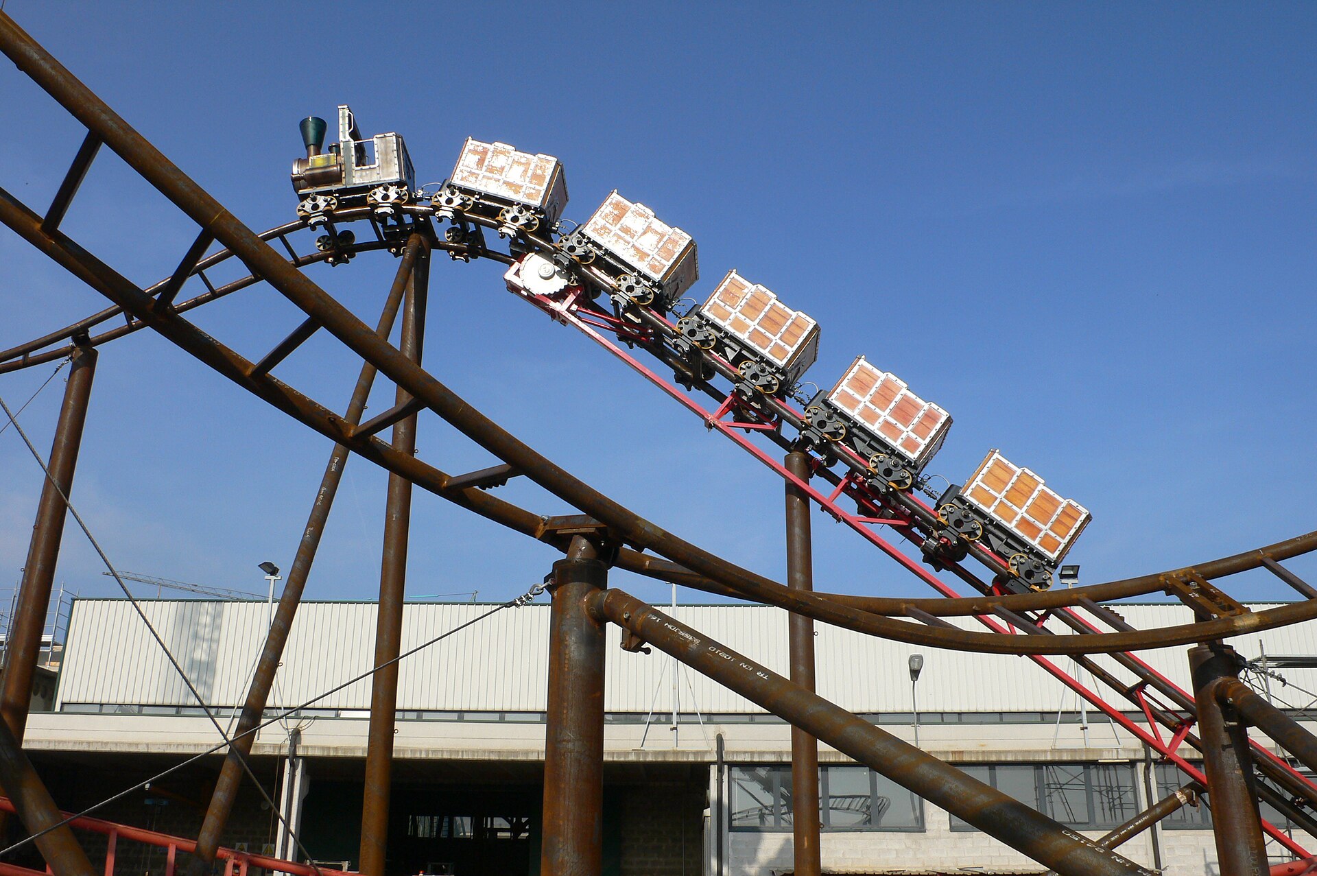 Test of the family coaster Run Away Train